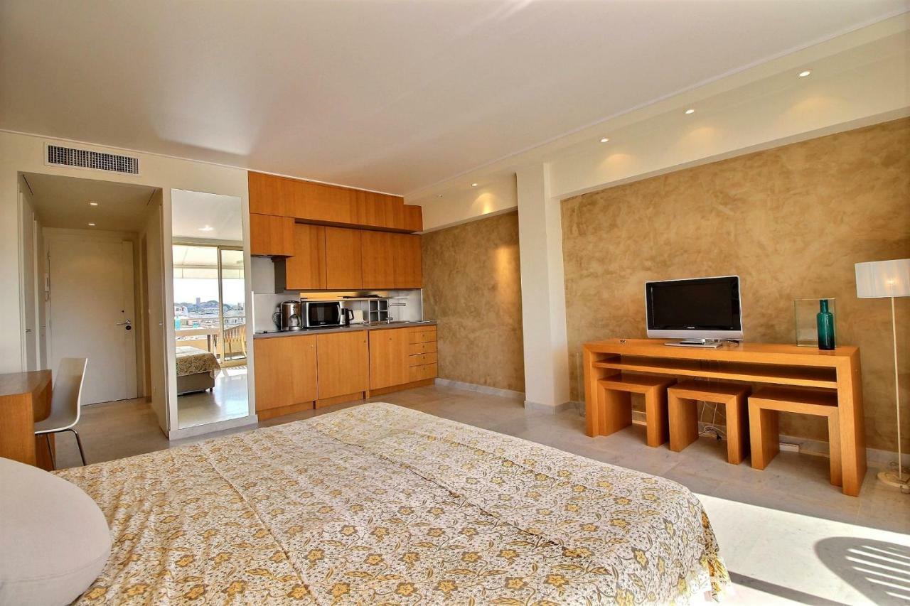 Le Grand Hotel Cannes Ngoại thất bức ảnh